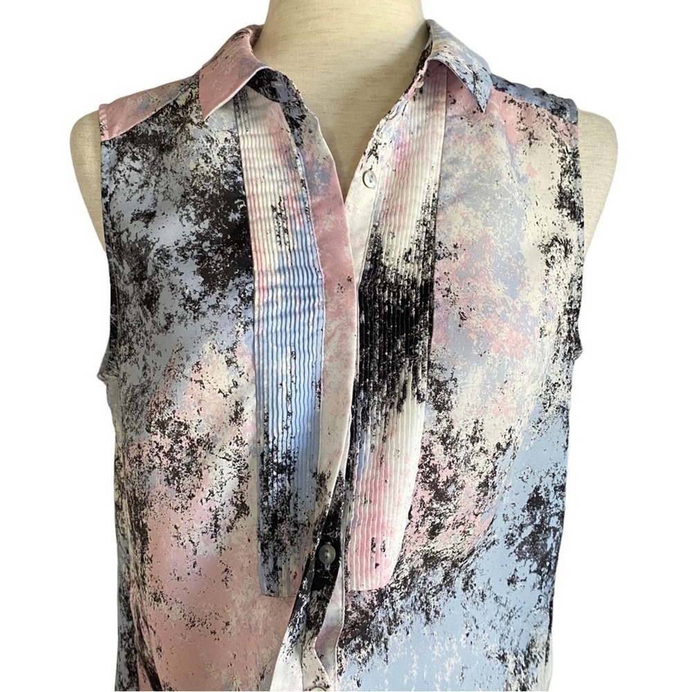 H&M Pastel Pink and Light Blue Abstract Sleeveless Tank Top - Picture 2 of 7